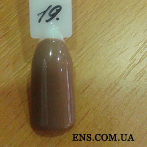 019-m-in-m-gel-lak-korichnevyj-gel-polish-brown-led-i-uv